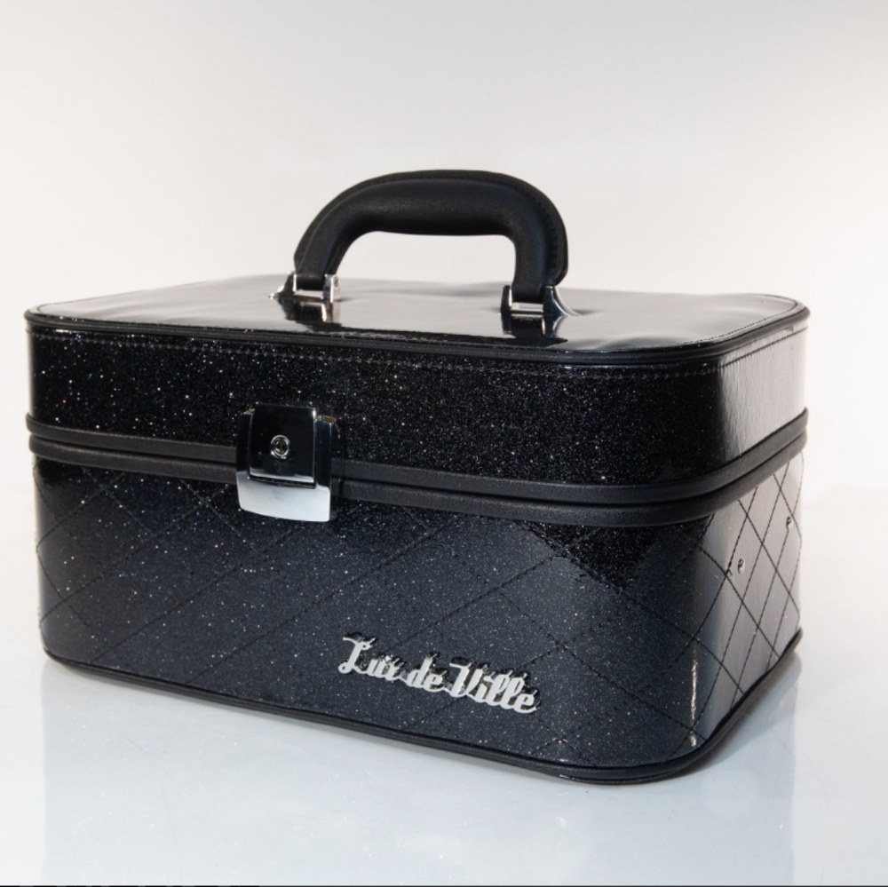 Lux De Ville Go Go Vanity Case